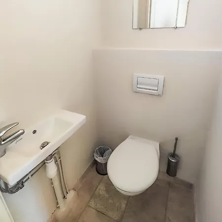 Nice Home In St-Laurent-De-La-Carbr With Wifi Ferienhaus